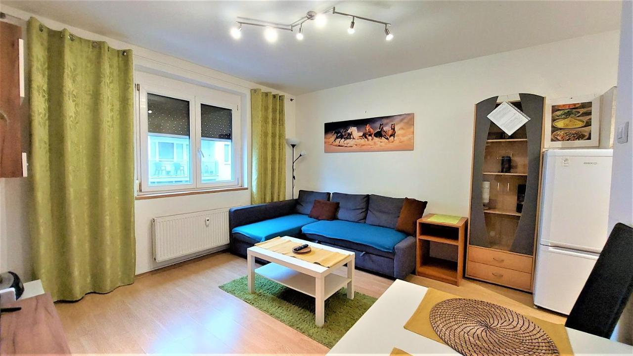 "Like A Home" Apartment Pressburg Exterior foto