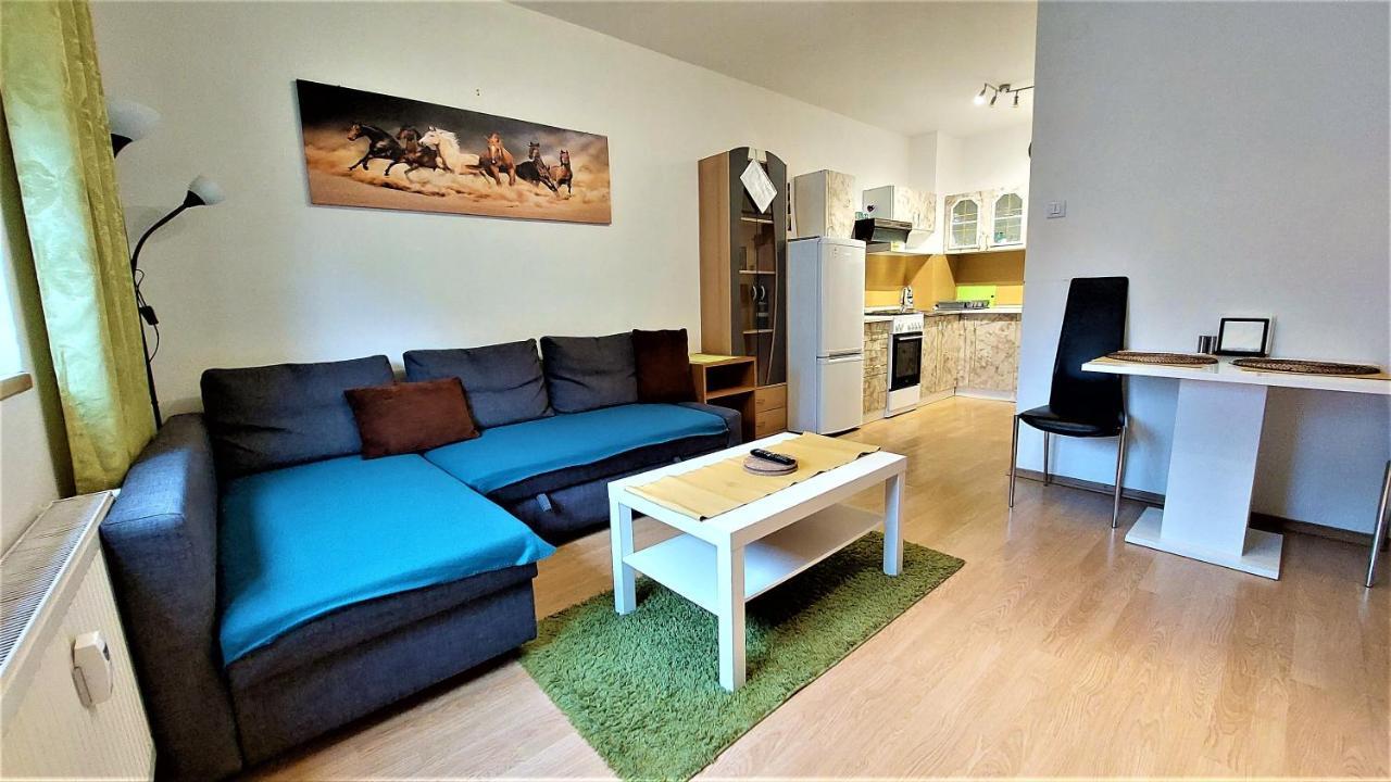 "Like A Home" Apartment Pressburg Exterior foto